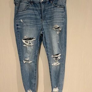 American Eagle Outfitters Light Blue Distressed Ankle Jeans
